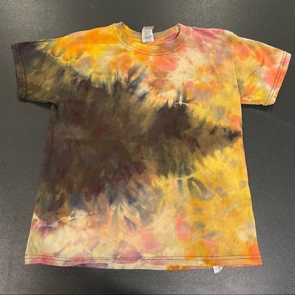 Youth S tie dye t-shirt fire and smoke dragon breath galaxy - Picture 2 of 8